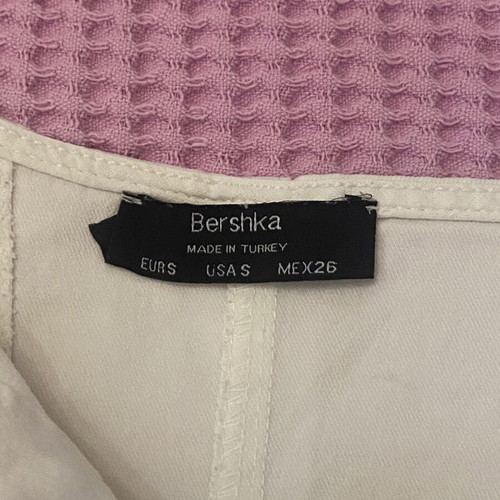 White denim top with zipper, like new, size S