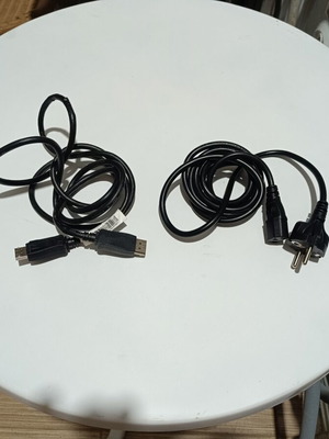Computer cables set – HDMI and power cord