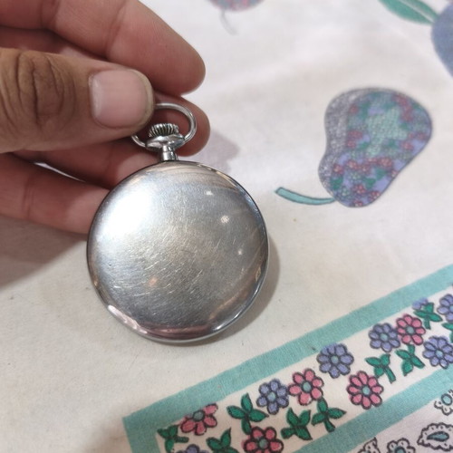 Technos pocket watch used with small crack on glass