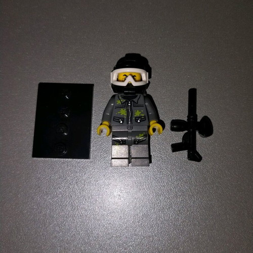 Lego Minifigures Paint Ball Player new authentic