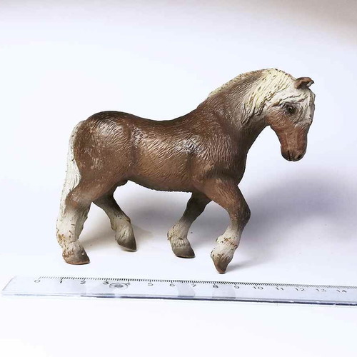 Horse plastic figure used Schwarzwalder Kaltblut bullyland