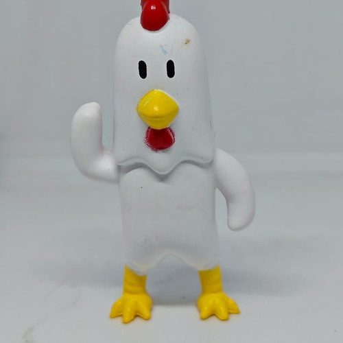 Stumble Guys Chicken Figurine like new, 5-6cm collectible