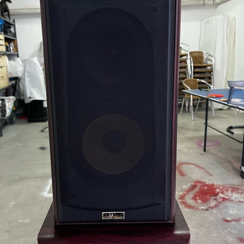 Crystal Audio sound system like new with 6 speakers and crossover