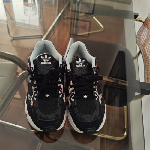 Adidas Astir Floral Multicolor Women's Sneakers like new