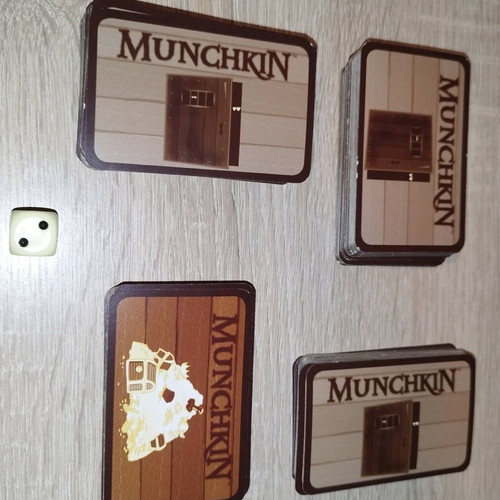 Επιτραπέζιο παιχνίδι Munchkin καινούργιο