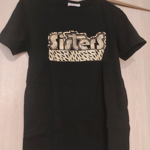 Black short-sleeve blouse like new with design, size M