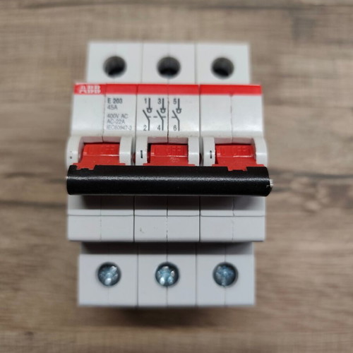 Rail Switch 3P 45A E203 45r used