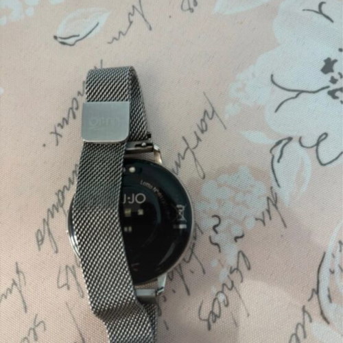 Liu Jo smartwatch with charger