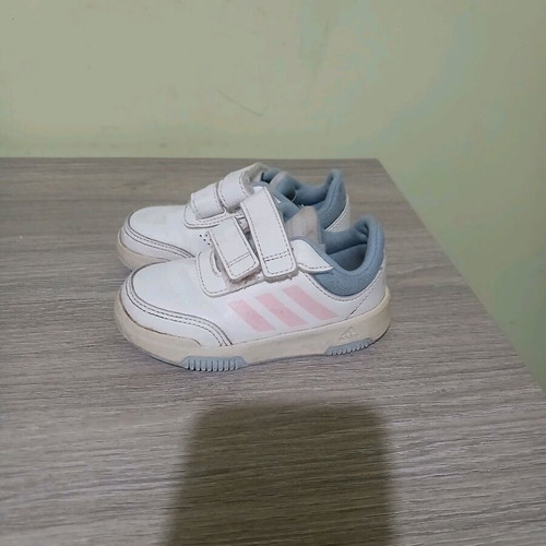 Adidas athletic shoes used, size 23, white and pink