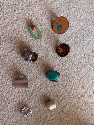 Rings like new, original and unique (faux bijoux)