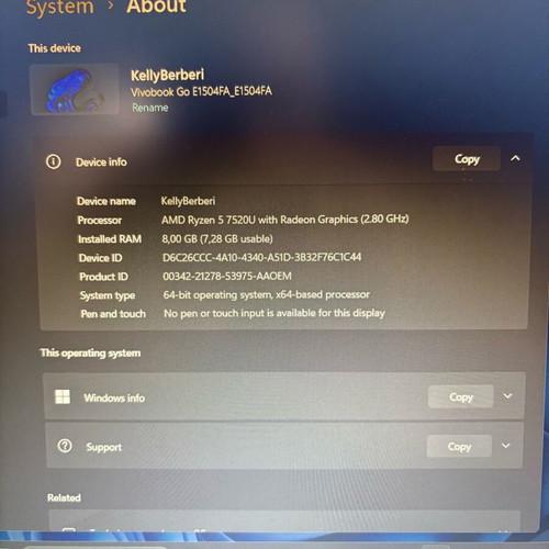 Asus Vivobook Go 15 E1504FA-BQ512CW 15.6" FHD Ryzen 5 8GB 512GB SSD Windows 11 like new
