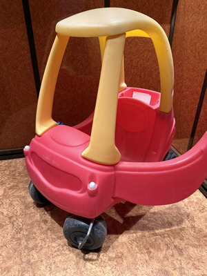 Little Tikes Cozy Coupe® kids ride-on car used