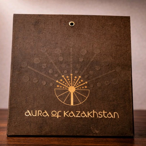Aura of Kazakhstan Black Gold Eau de Parfum 5ml like new