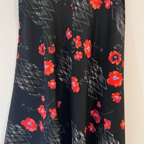 French skirt with floral pattern