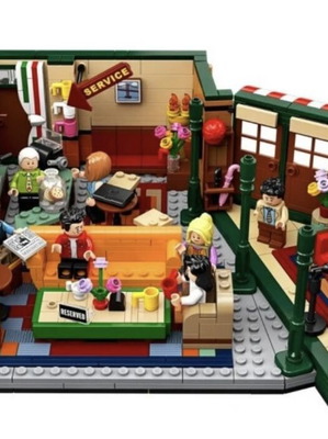 Lego 21319 FRIENDS television series collectible new