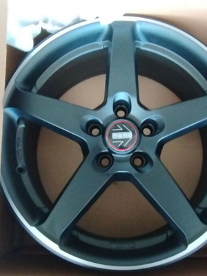Ζάντες Group Vag Momo Five 17"x8" καινούργιες, 5x112 καρέ, 35 offset