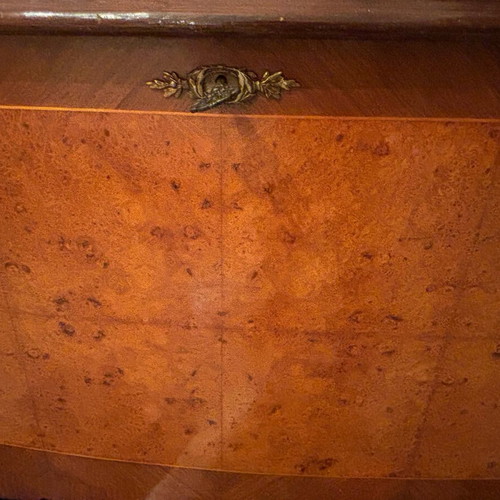 Buffet like new with mirror