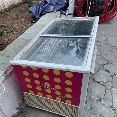 Scherzo freezer like new, fully functional