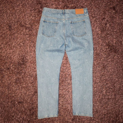 Tommy Hilfiger x Miffy Jeans man size 46 used, small hole on knee