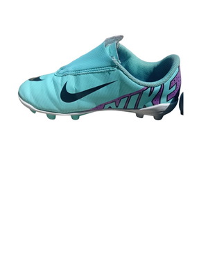 Nike football shoes used, size 31, in very good condition