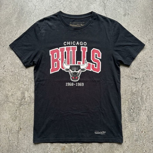 Mitchell & Ness Chicago Bulls 1968-1969 T-Shirt men's size medium like new