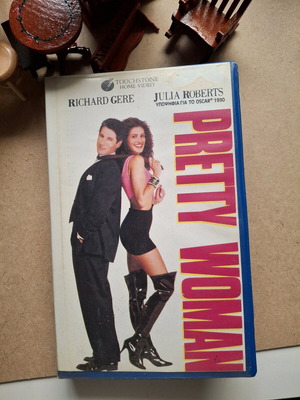 Pretty Woman VHS tape with subtitles