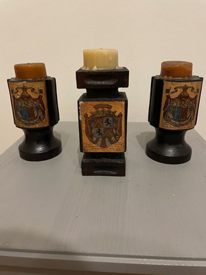 Decorative candle set with wooden bases vintage Crusaders, new