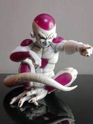 Dragon Ball Frieza figure 12 cm like new
