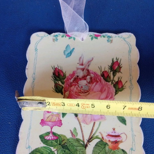 Tin hanging decorations with rabbits, set of four, new