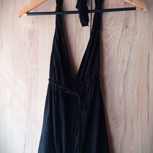 Black backless top like new, adjustable fit, size S