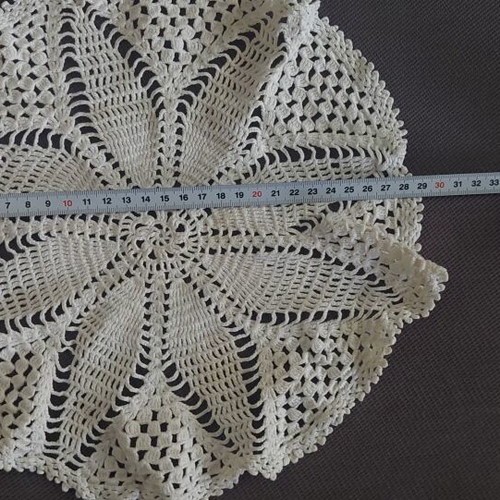 Handmade lace doily crochet used, white, circular 30-32 cm