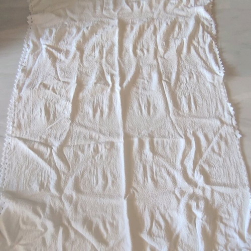 Wool Blanket like new, white, single bed size 1.50x2.00 m