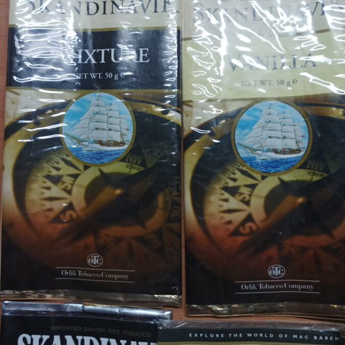 Pipe tobacco packaging used, pack of 8 pieces