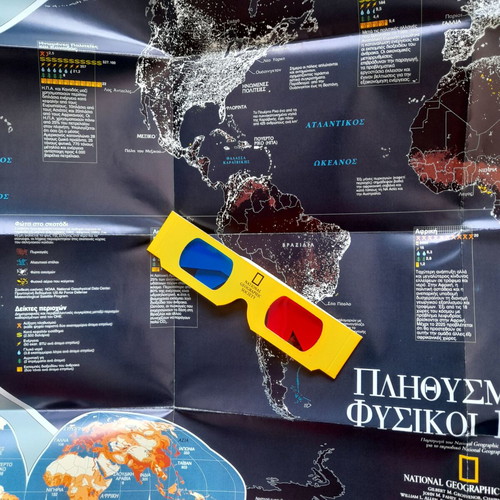 Maps of the Millennium with 3D Glasses, New National Geographic Insert