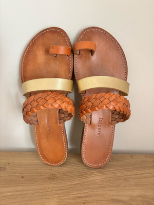 Isapera leather sandals like new, size 39, handmade