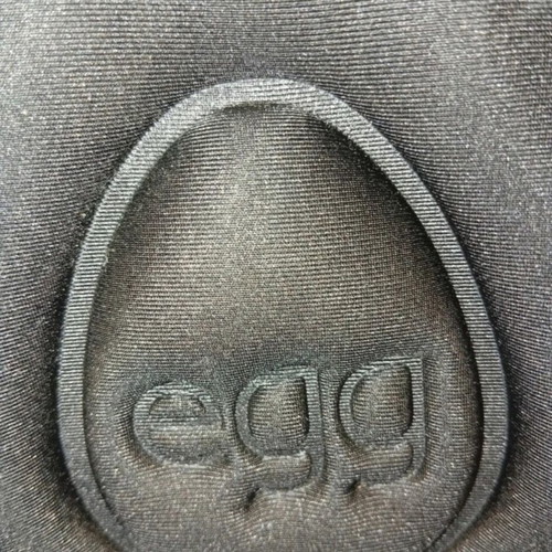 Egg 2 in 1 stroller and carrycot like new with detachable luggage and cup holder