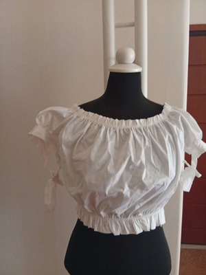Cotton tops in white and black, new, one size