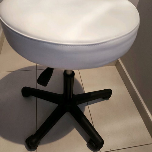 Gas Lift Beauty Stool used, white color