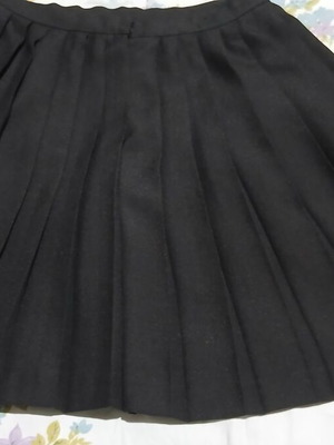 Black pleated skirt A-line size M like new