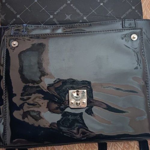 Women's leather shoulder bag used 24x30x7 cm