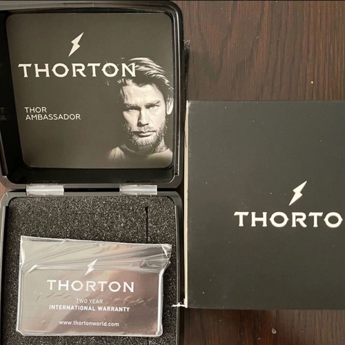 Thorton 9004151 watch like new with blue leather strap