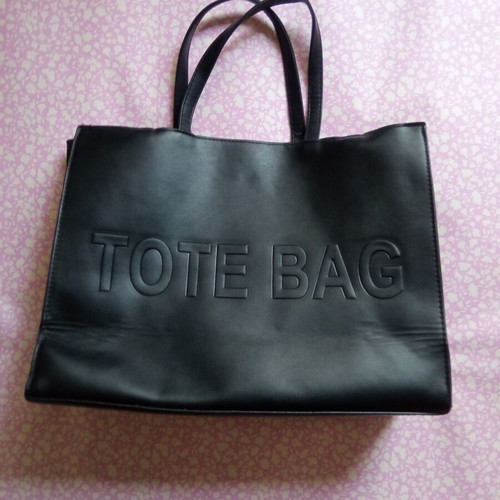 Tote bag, black handheld