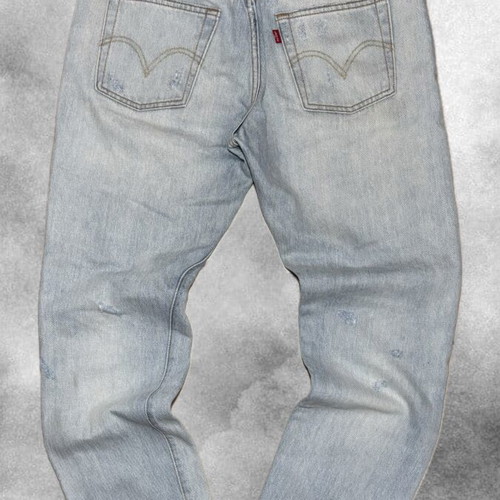 Levi's 501 Distressed Jeans like new, light wash