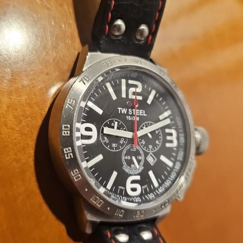 TW Steel men's wristwatch, black, chronograph