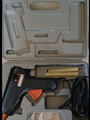 Πιστόλι σιλικόνης ηλεκτρικό μεταχειρισμένο με βαλίτσα