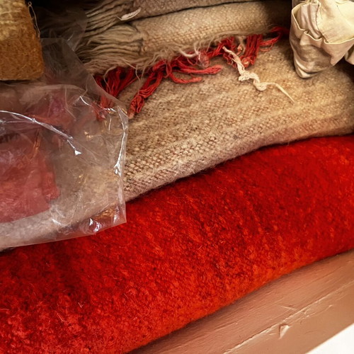 Kouvertes - Chramia blankets like new, multiple pieces