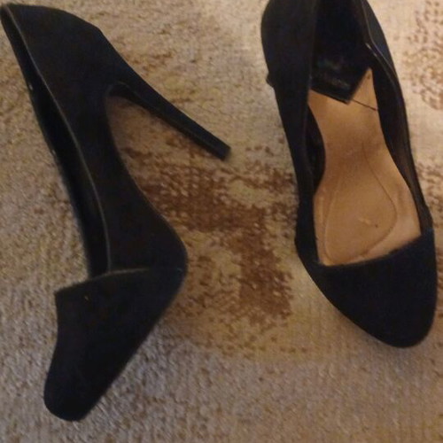 Bershka black pumps size 38 like new