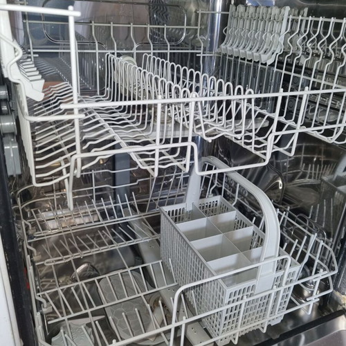 Zanussi ZDF 312 60 cm dishwasher used, freestanding