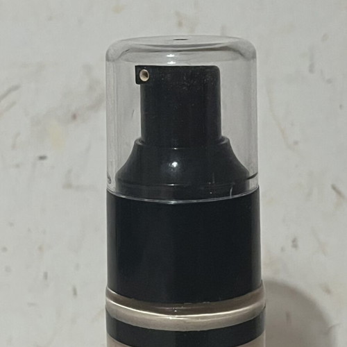 Dust+Cream Foundation Wake Up & Make Up 30ml used, shade 0.5C