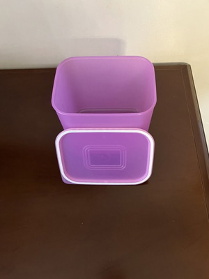 Tupperware basic purple canister 2.1L new